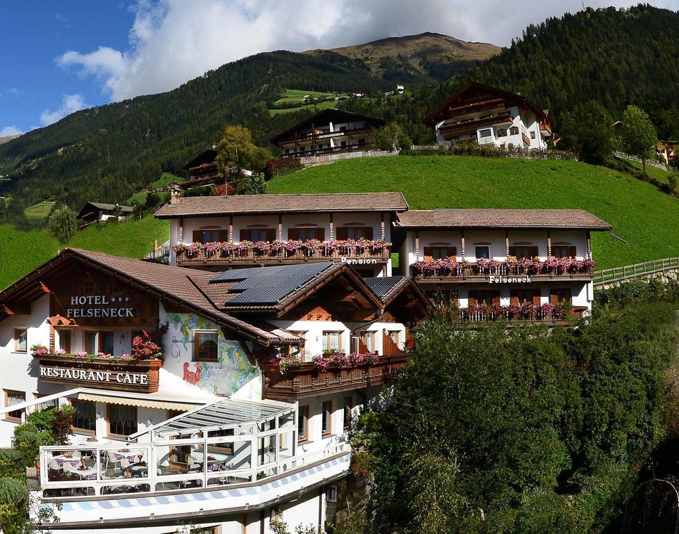 Pension Felseneck San Leonardo in Passiria Exterior foto